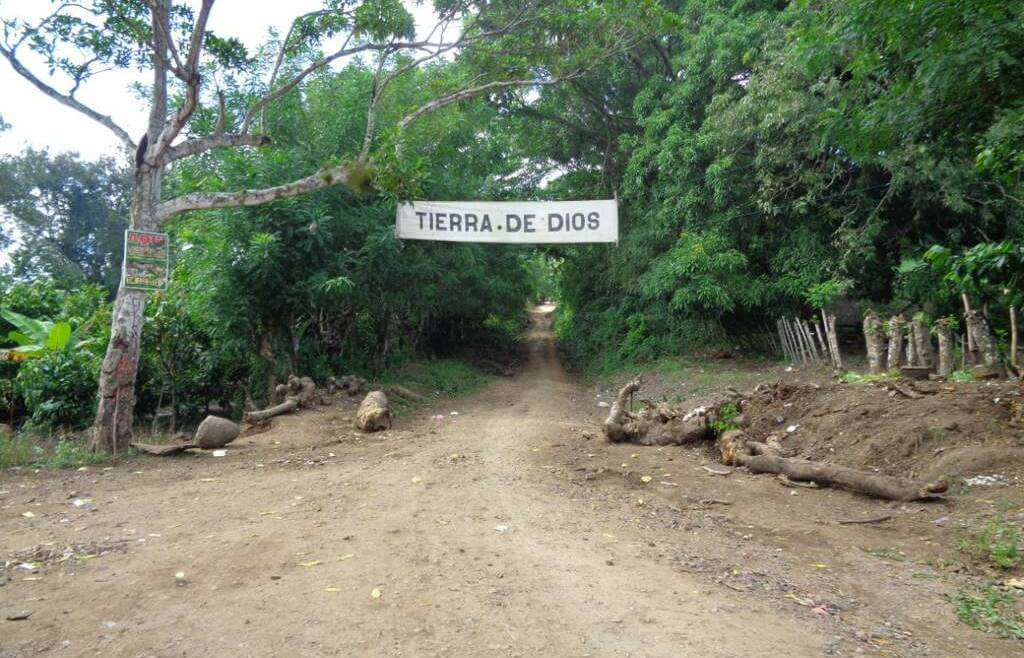 ¡Un grito campesino se oyó, desde allá, en El Seybo!
