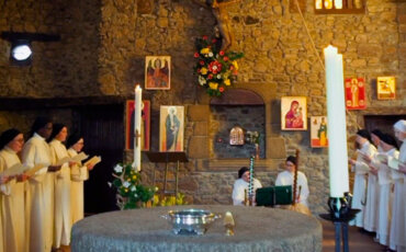 Une fraternité sacerdotale voit le jour au monastère de Beaufort en France